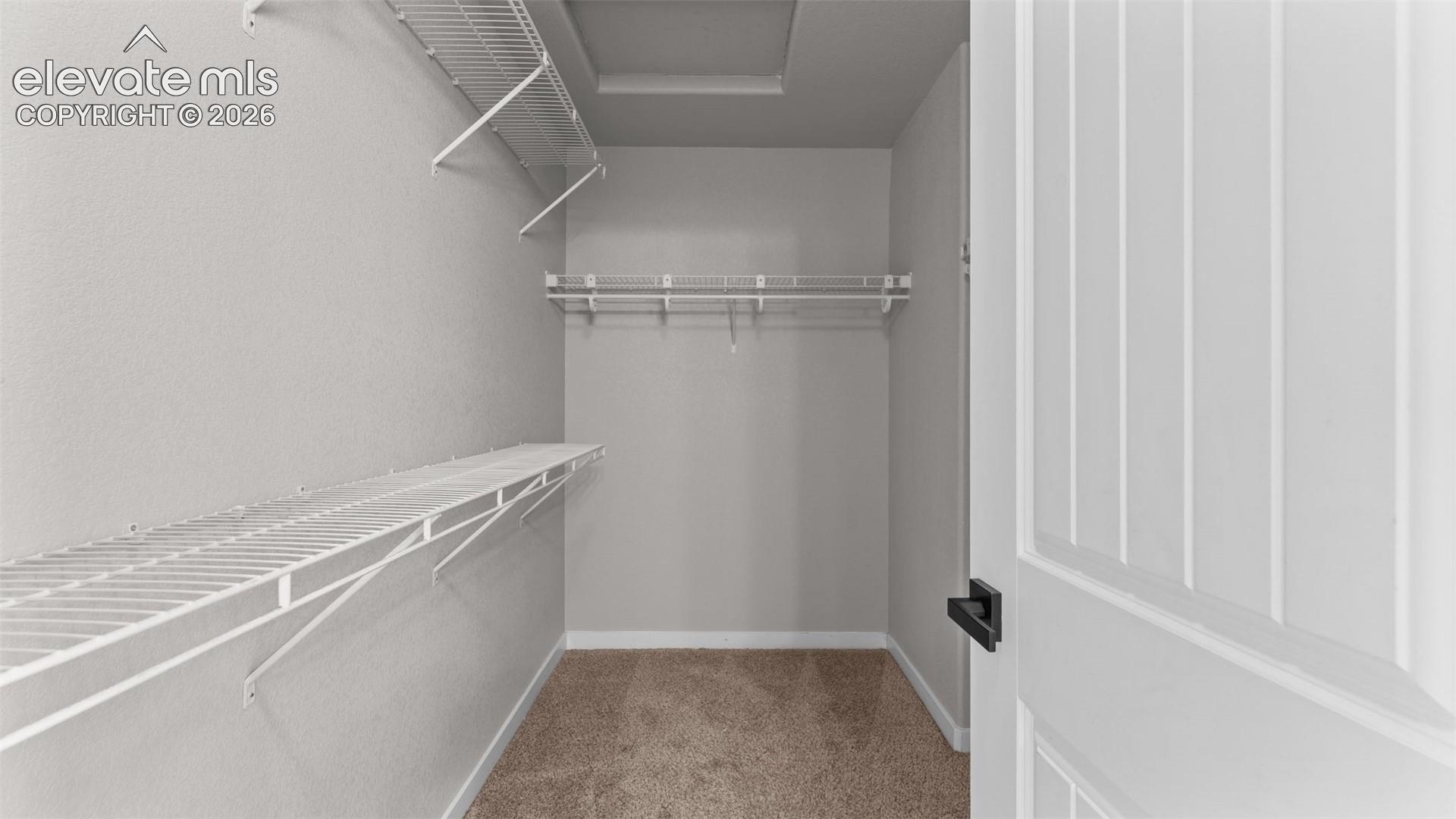 Listing photo 32 for 7815 Dry Willow Way