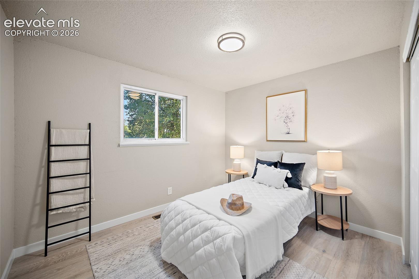 Listing photo 20 for 3928 E Pikes Peak Avenue