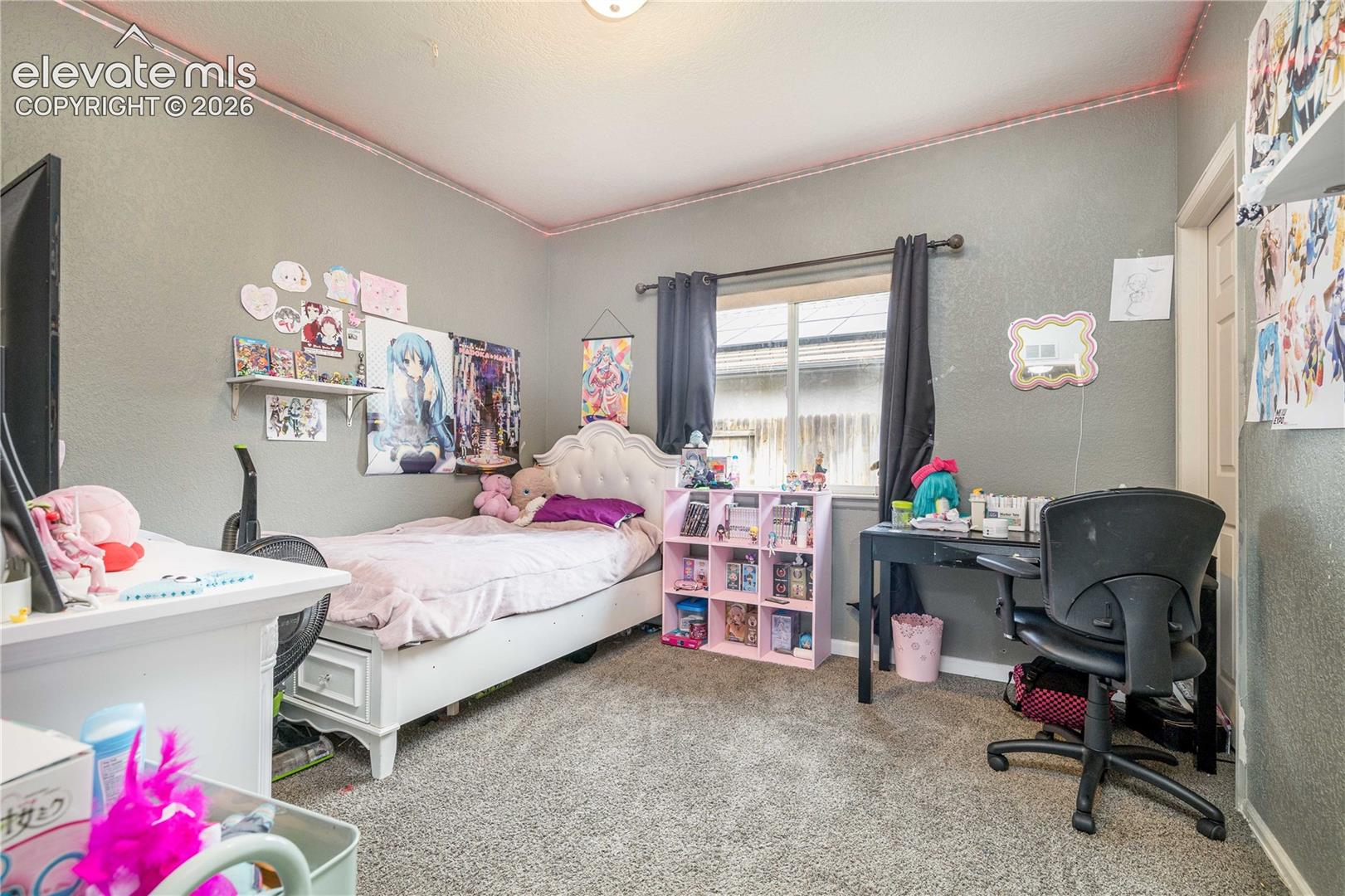 Listing photo 20 for 938 Cedarcrest Drive