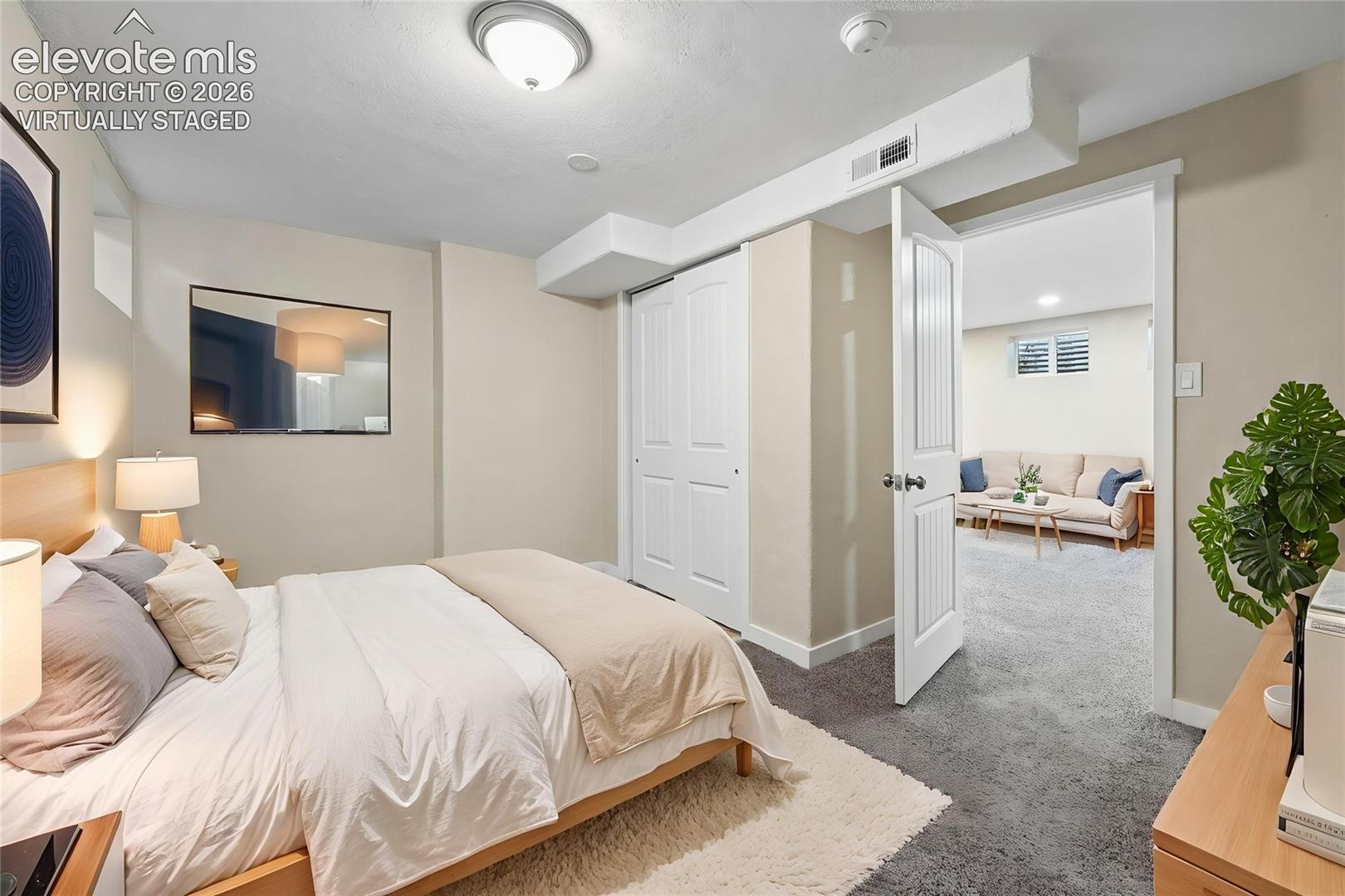 Listing photo 36 for 7313 Colonial Drive