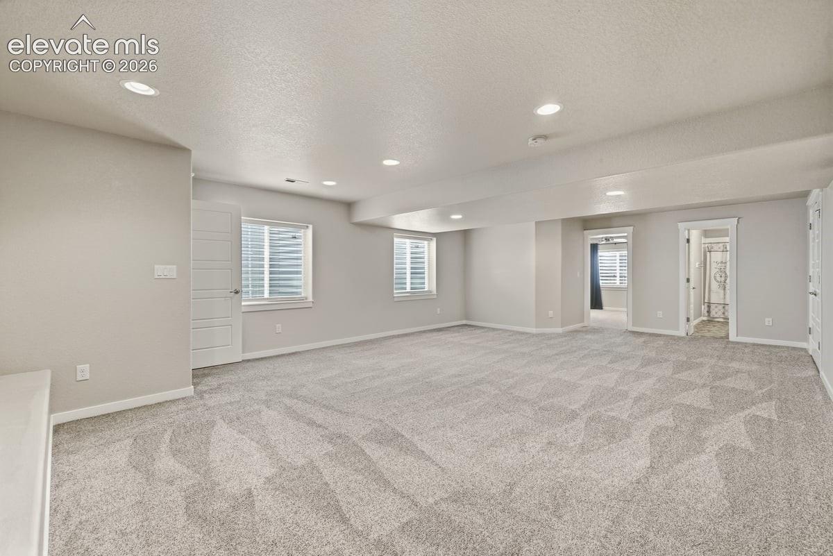Listing photo 32 for 3502 Red Baron Drive
