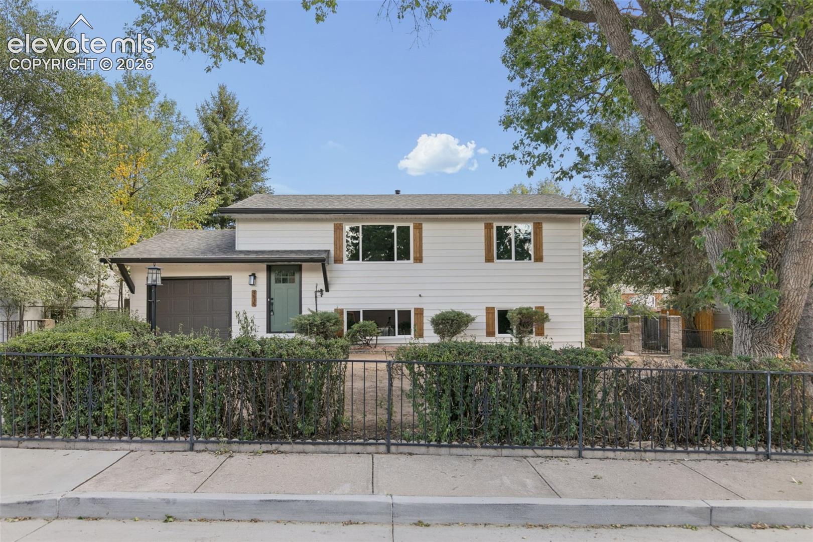 4635 Sleepy Hollow Circle