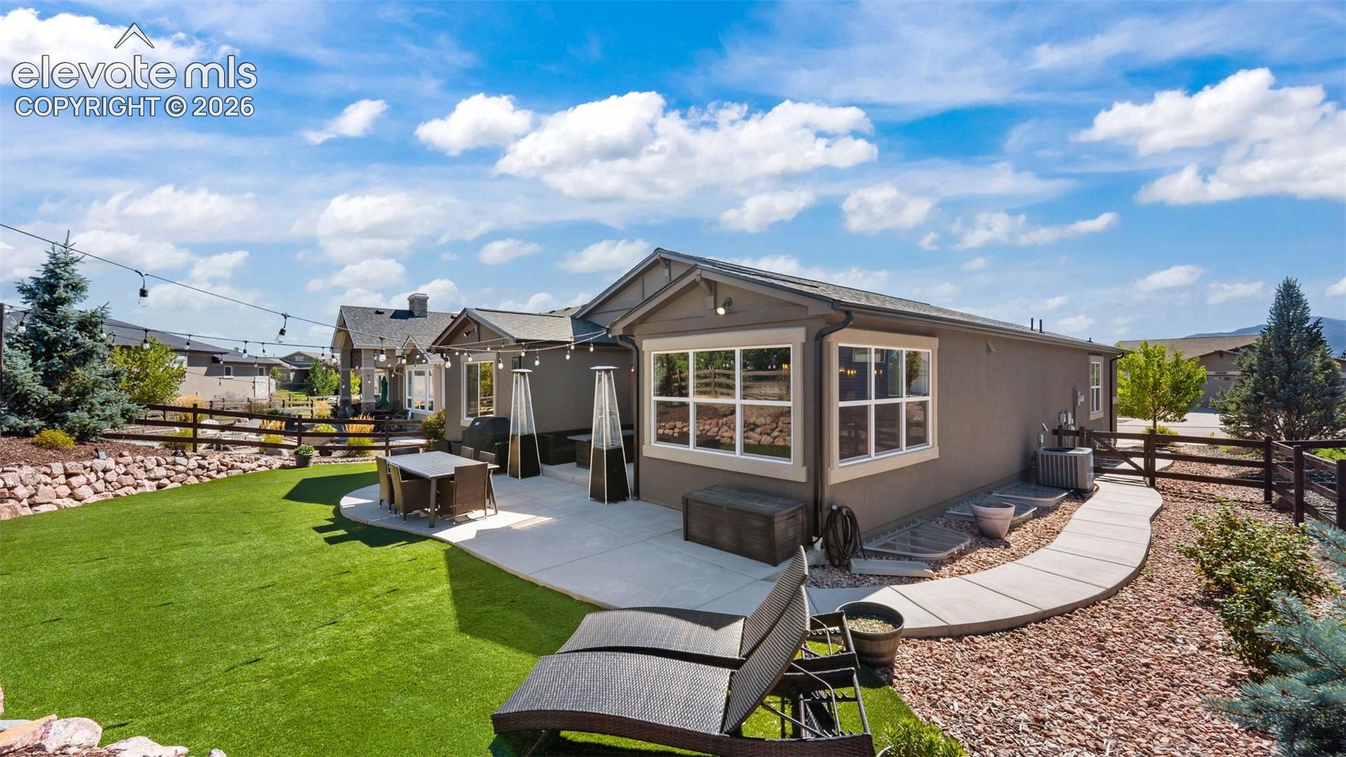 Listing photo 36 for 10315 Rifle Falls Way