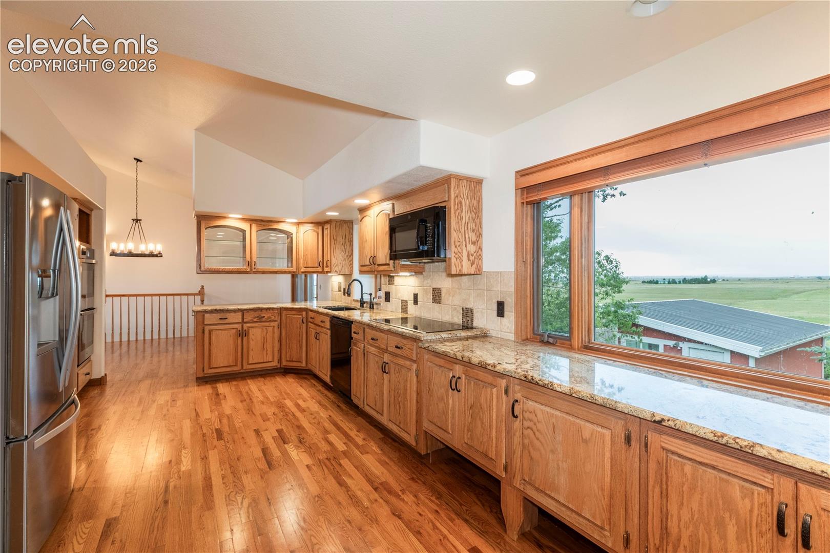 Listing photo 5 for 13850 N Ellicott Highway