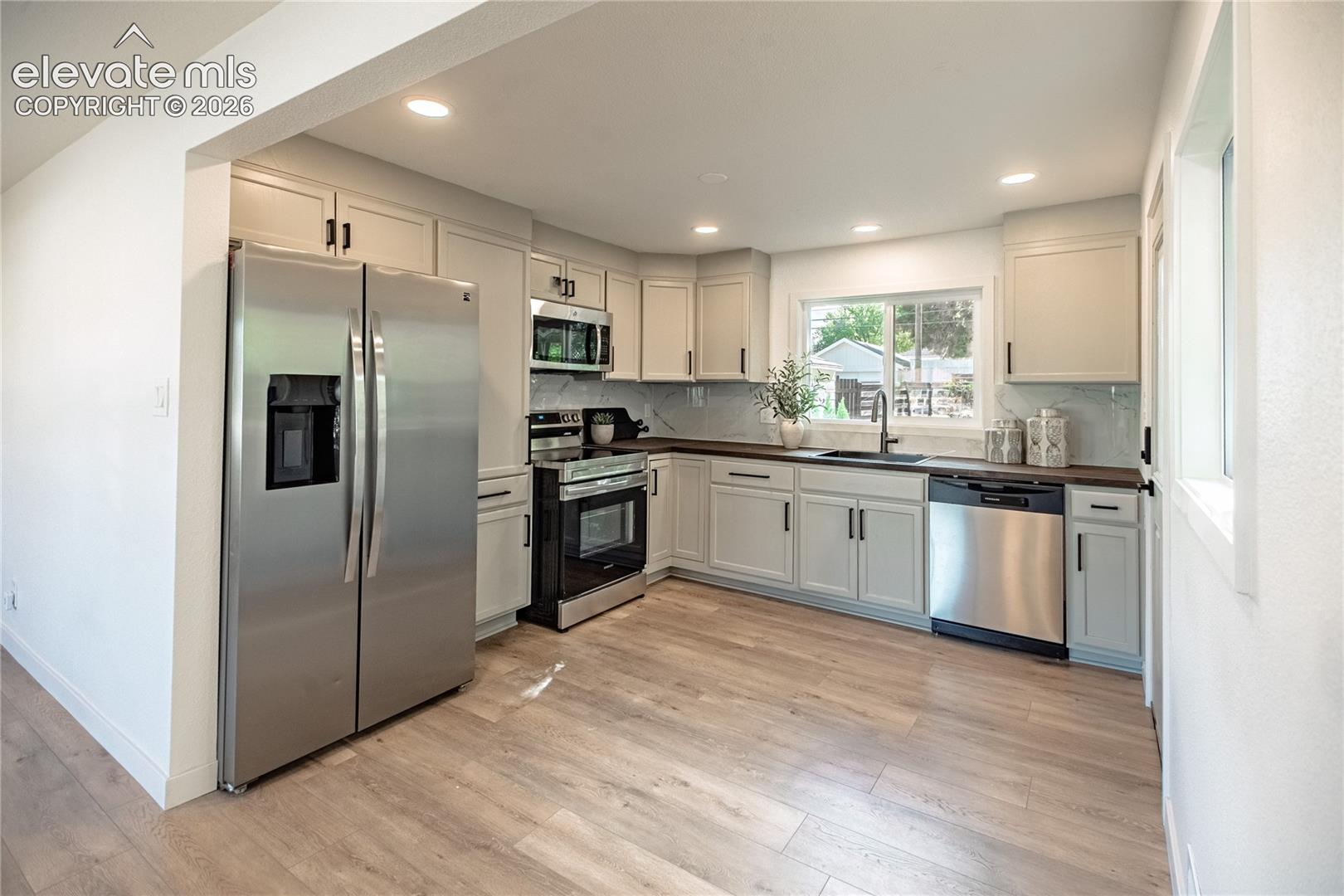 Listing photo 5 for 2311 N Union Boulevard