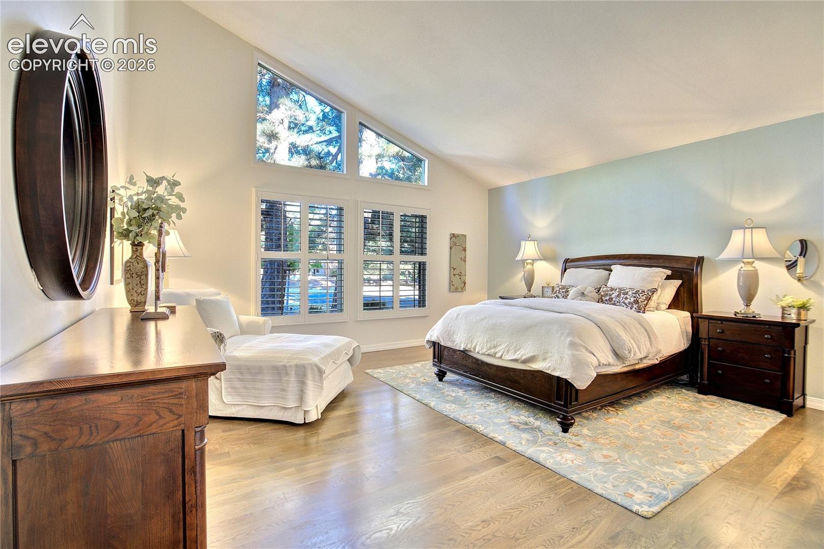 Listing photo 33 for 7215 Suntide Place