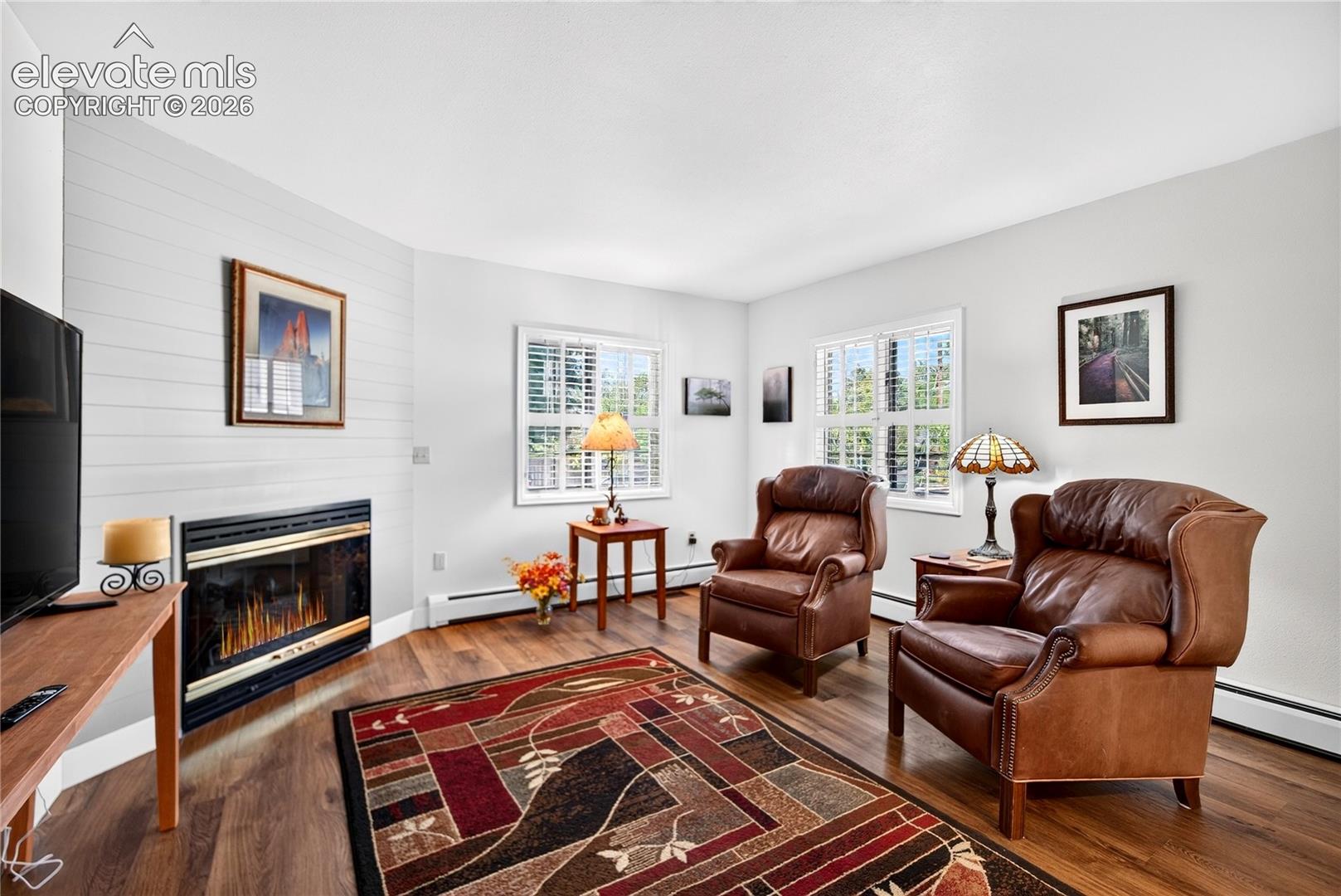 2204 Cascade Avenue, photo 3