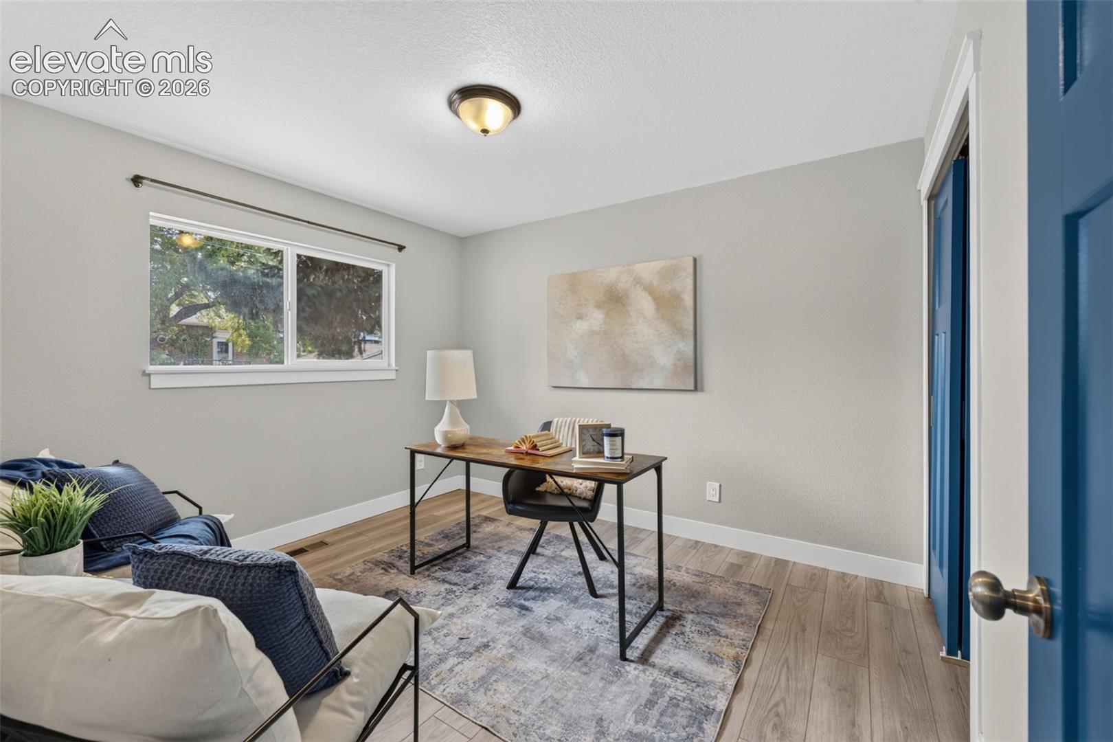 Listing photo 15 for 7 N Dartmouth Street