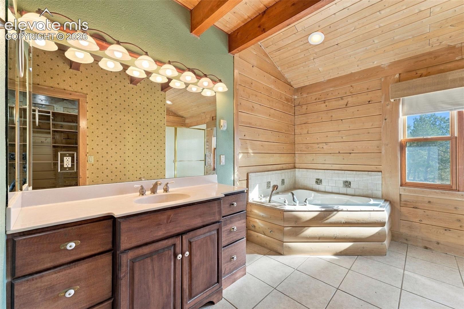 Listing photo 19 for 2362 Black Fawn Lane