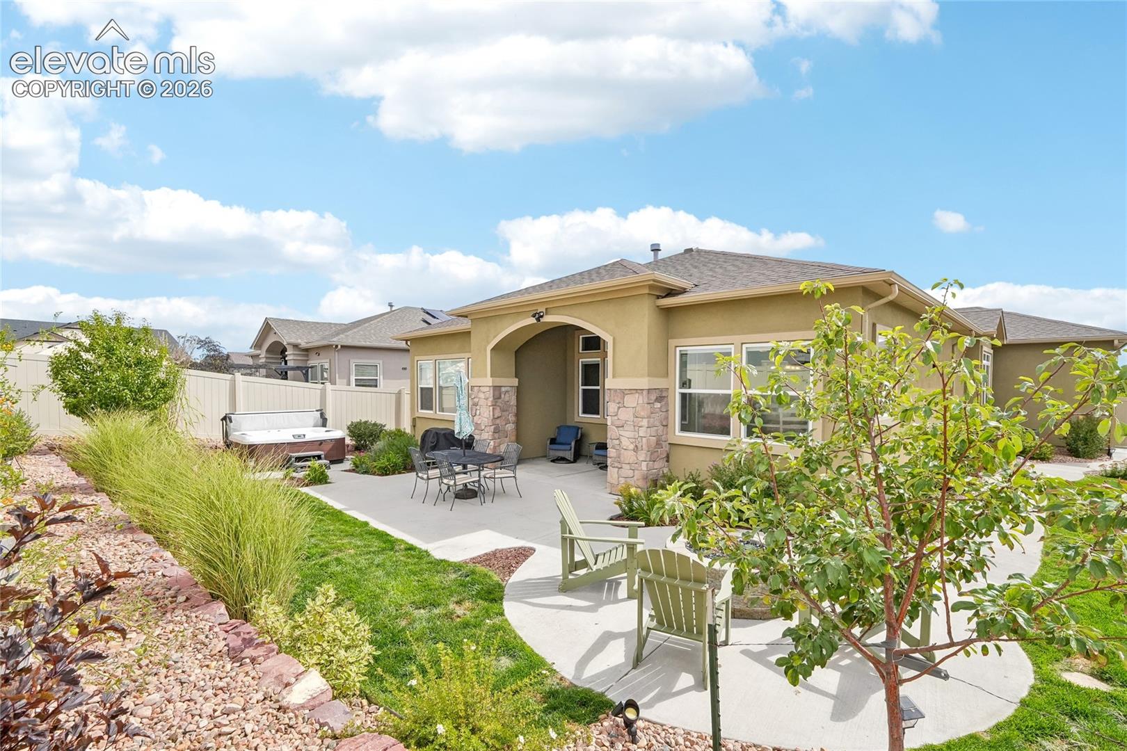 Listing photo 38 for 13117 Stone Peaks Way