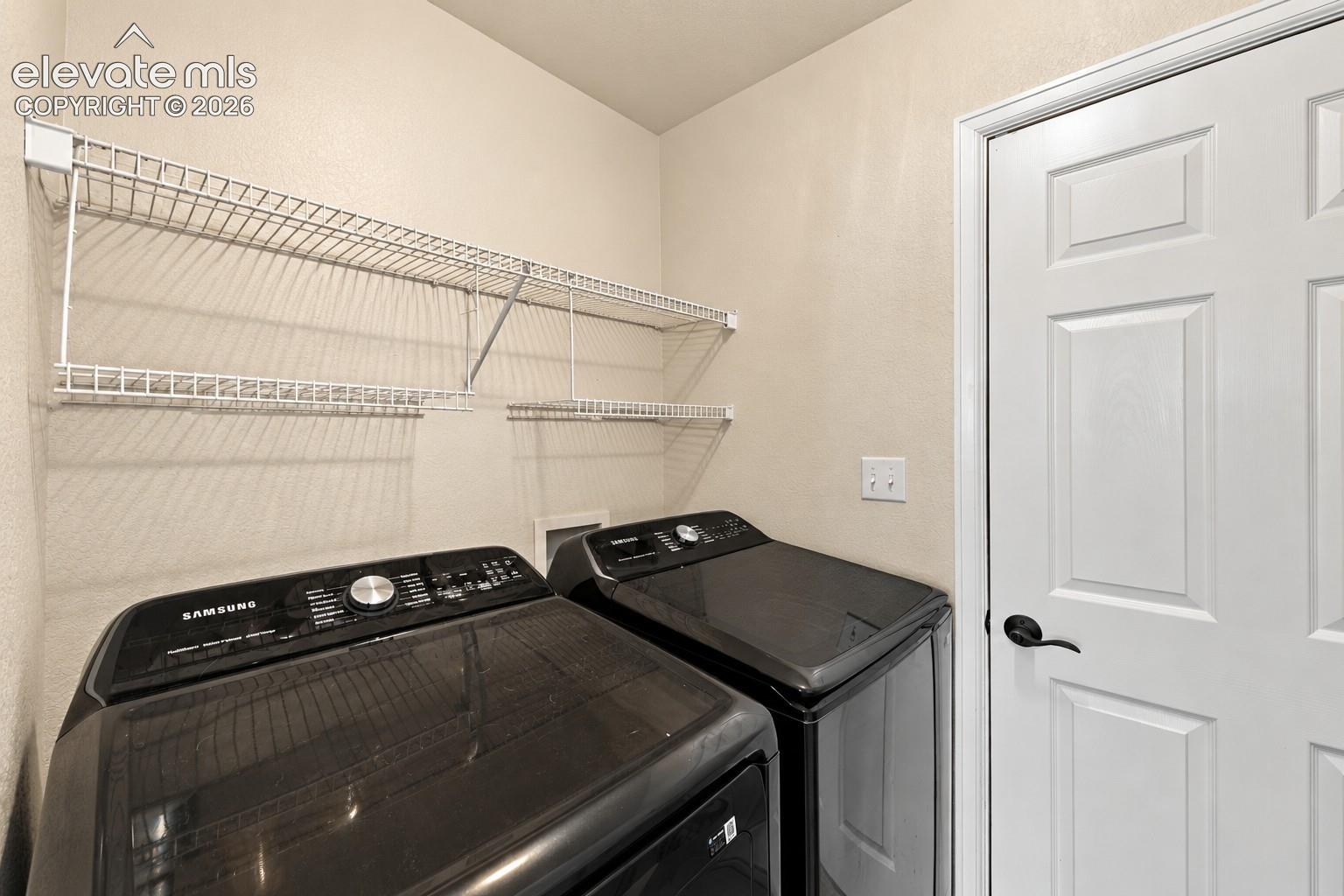 Listing photo 15 for 1324 Silver Hawk Court