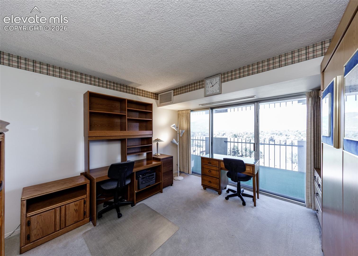 411 Lakewood Circle, photo 17