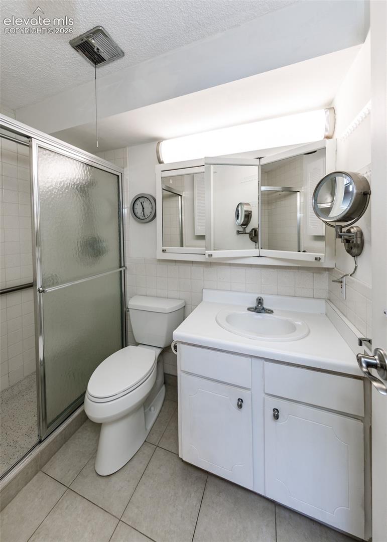 411 Lakewood Circle, photo 30