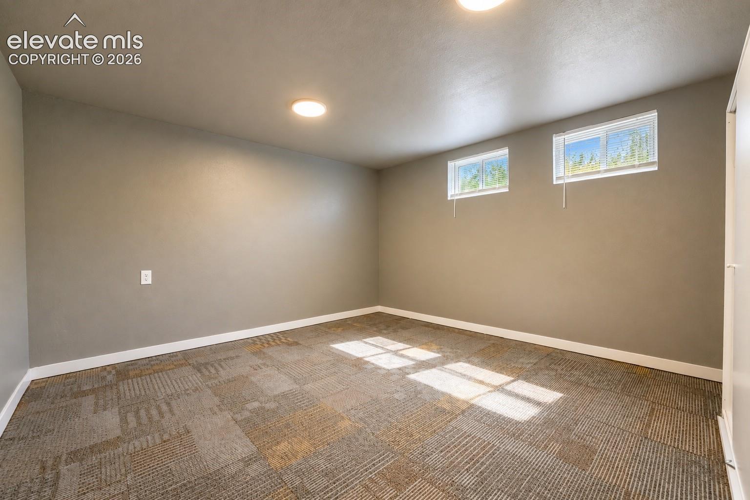 Listing photo 23 for 4020 Manzana Court