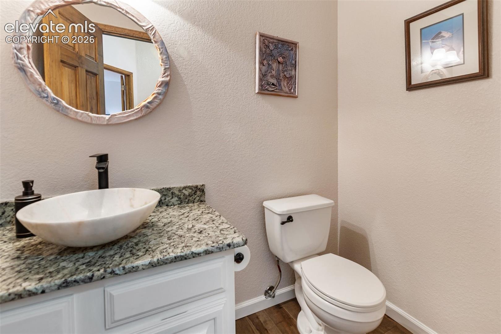 Listing photo 26 for 615 Twinflower Drive