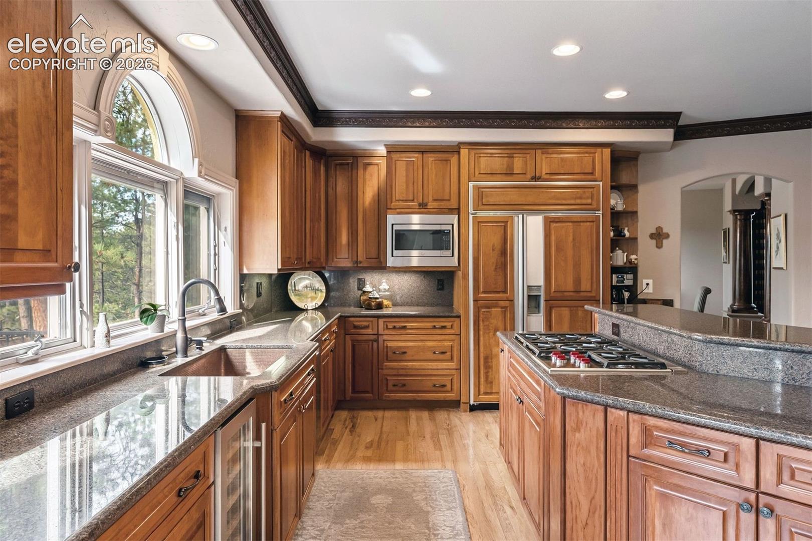 Listing photo 21 for 17507 Colonial Park Drive