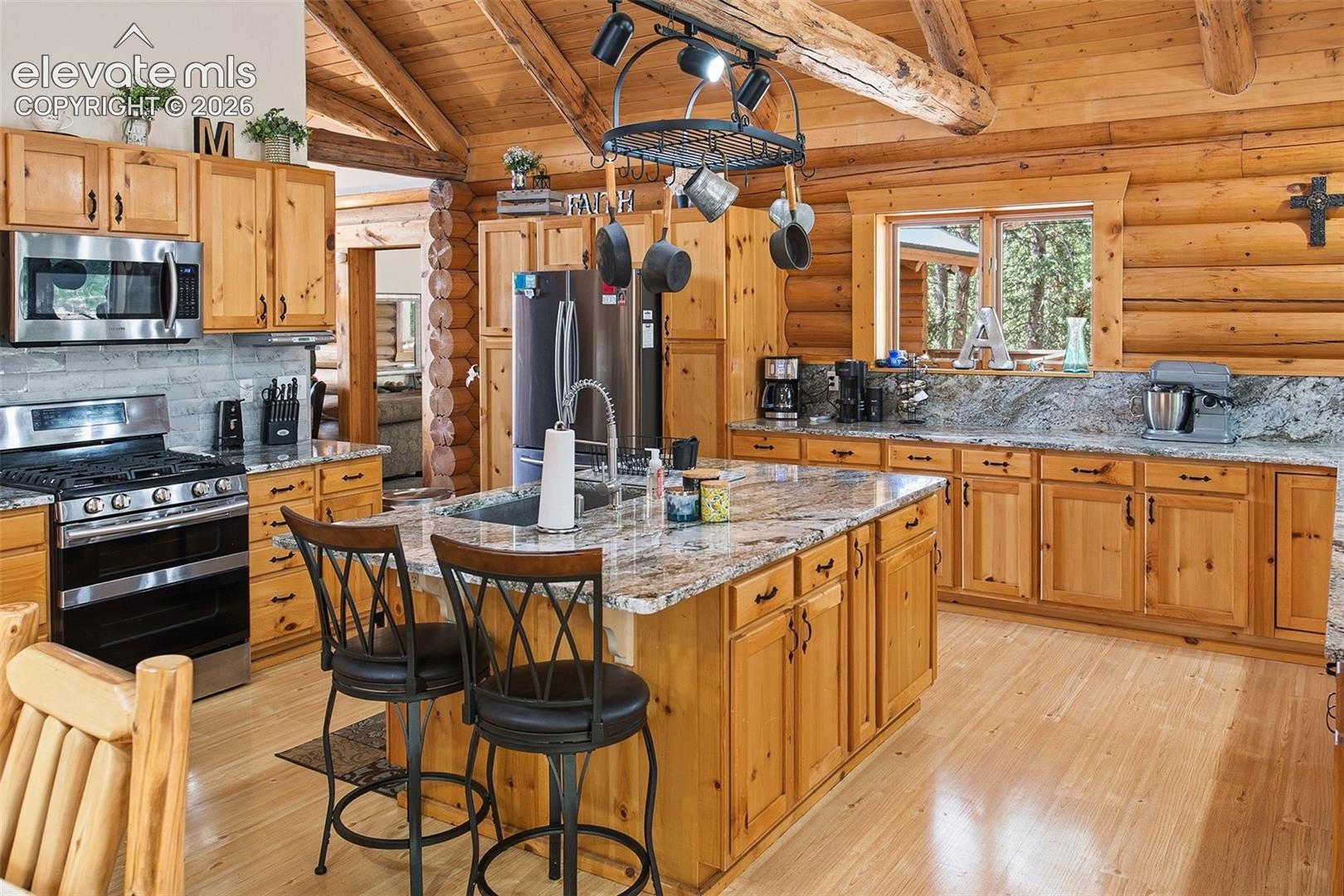 Listing photo 6 for 12458 S Highway 67