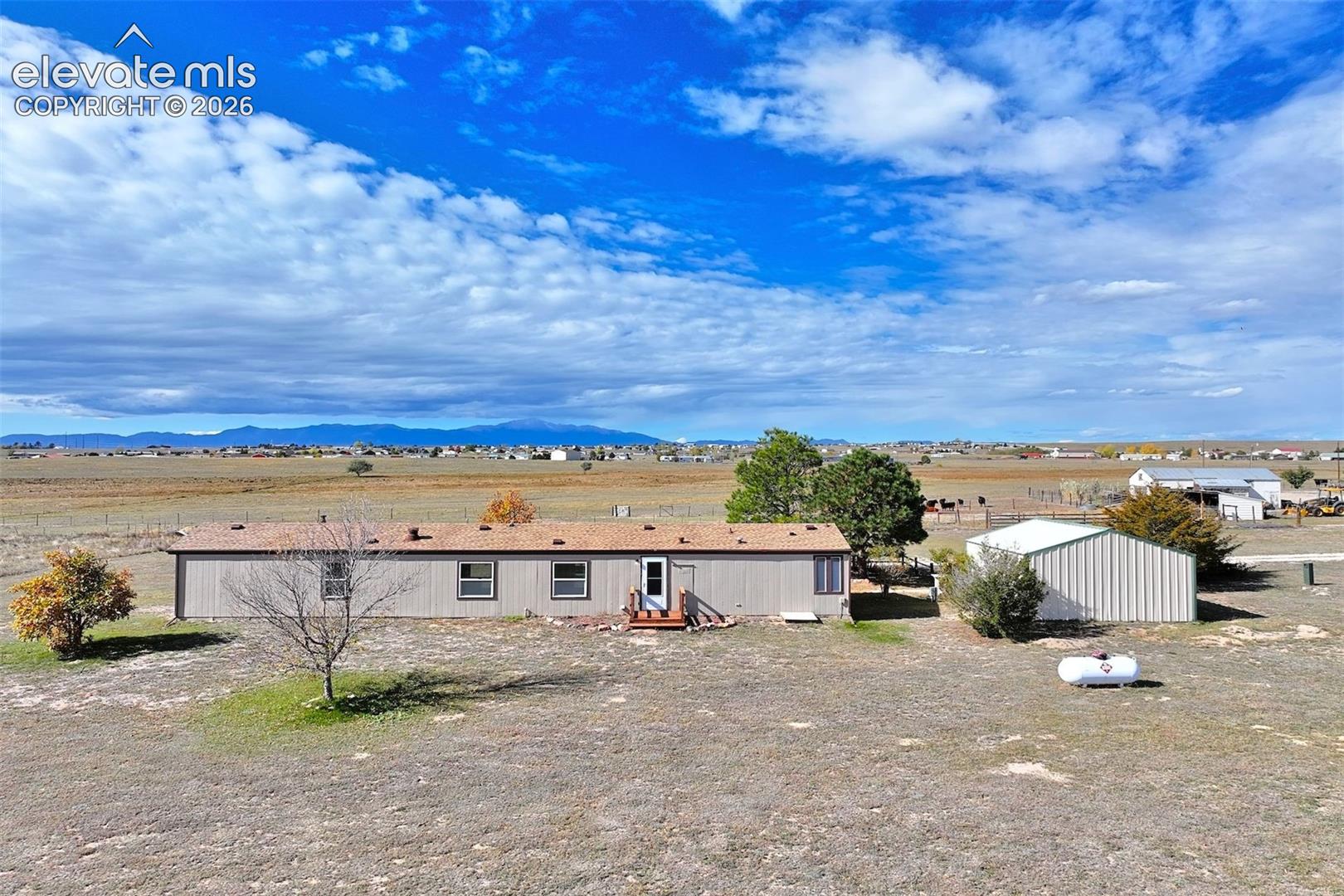 Listing photo 35 for 6375 Field View