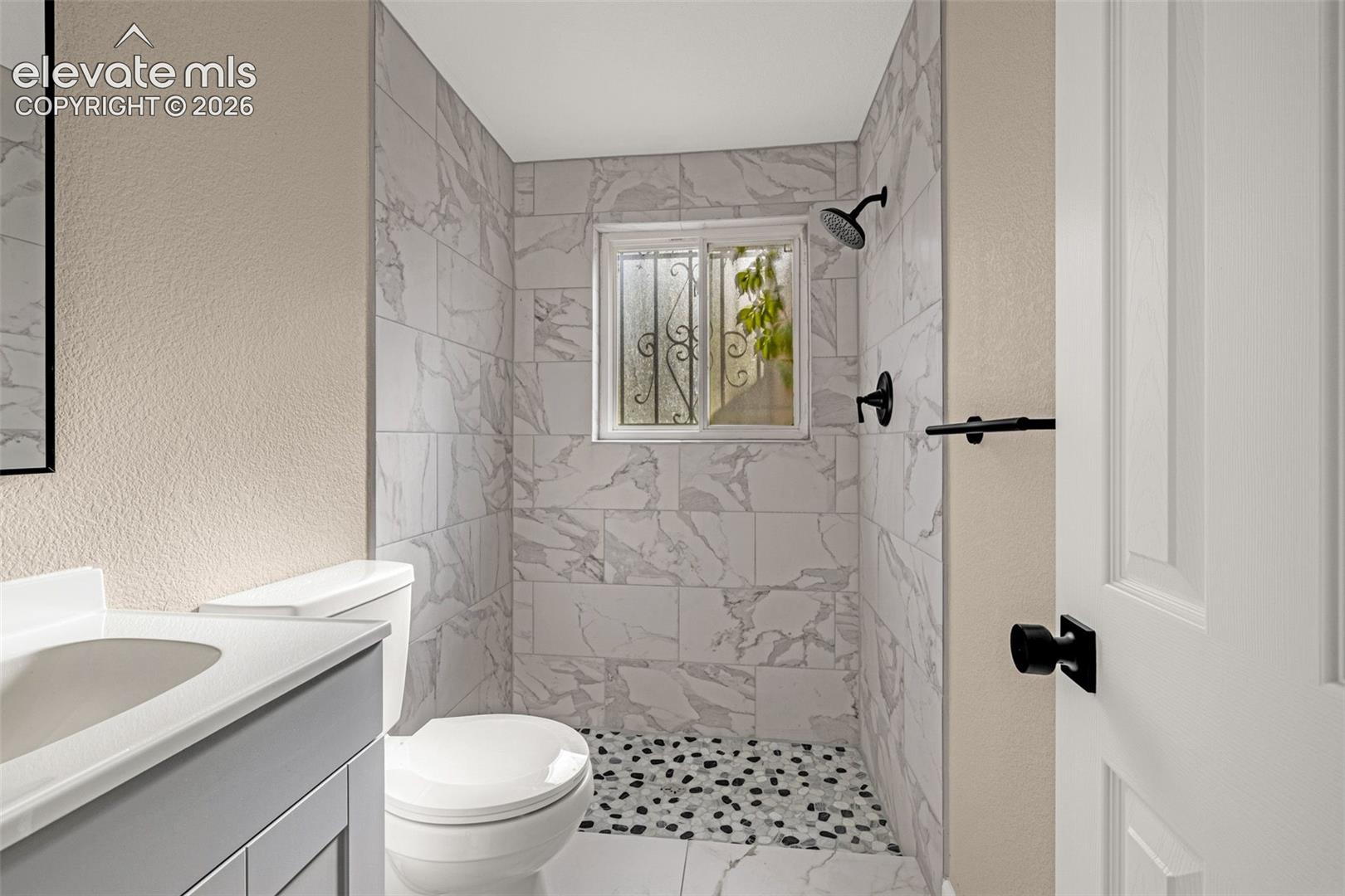 Listing photo 27 for 216 De La Vista Street