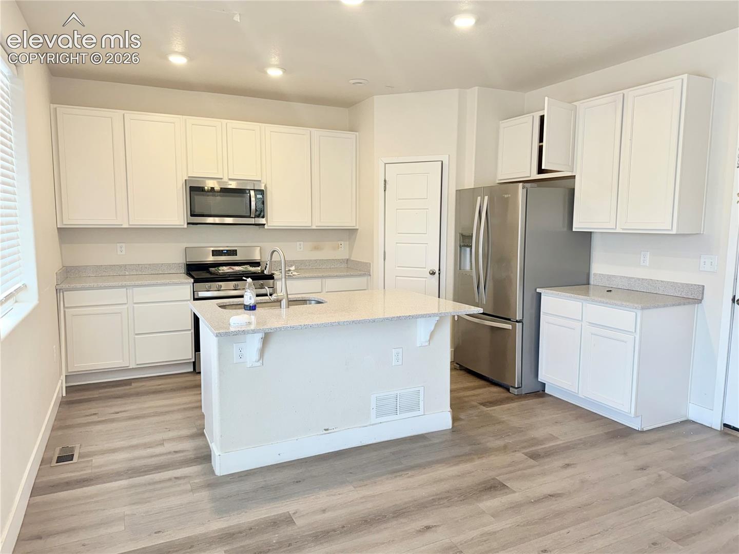 Listing photo 4 for 12644 Enclave Scenic Drive