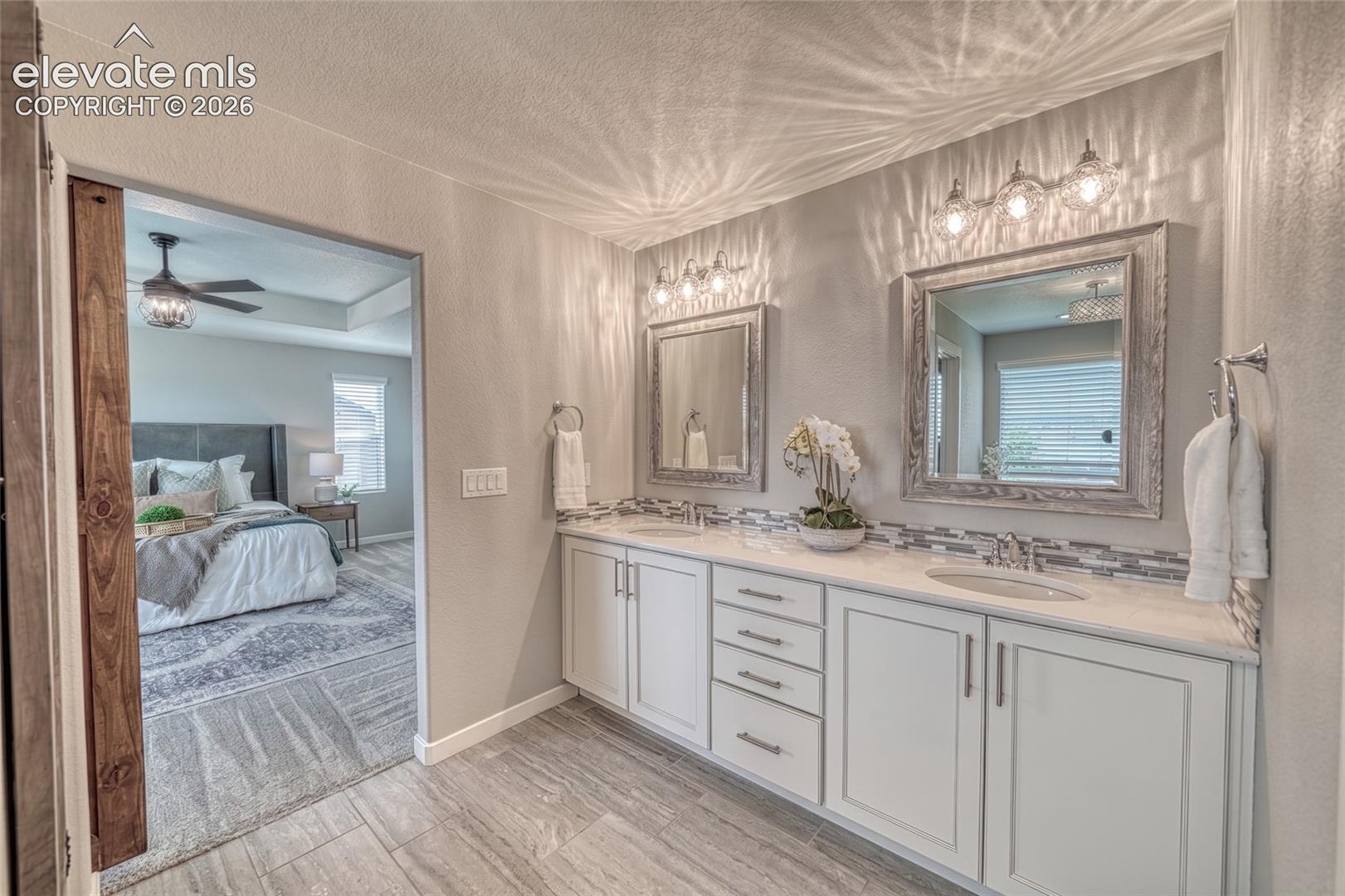 Listing photo 29 for 15691 Lake Mist Drive