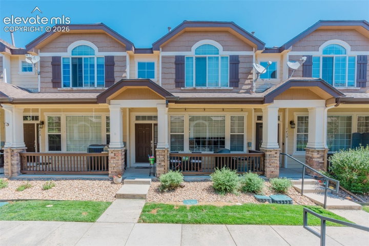 1424 Turnberry Drive — listing photo