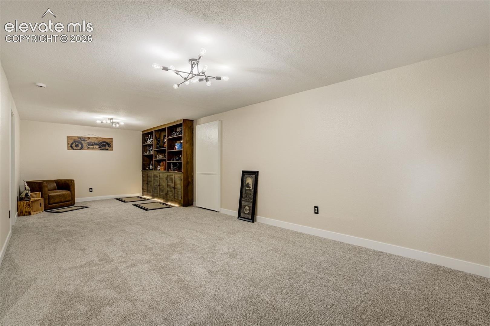 Listing photo 28 for 1730 Auburn Drive