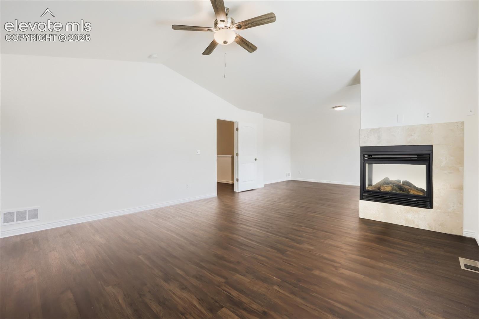 Listing photo 7 for 2496 Sierra Springs Drive