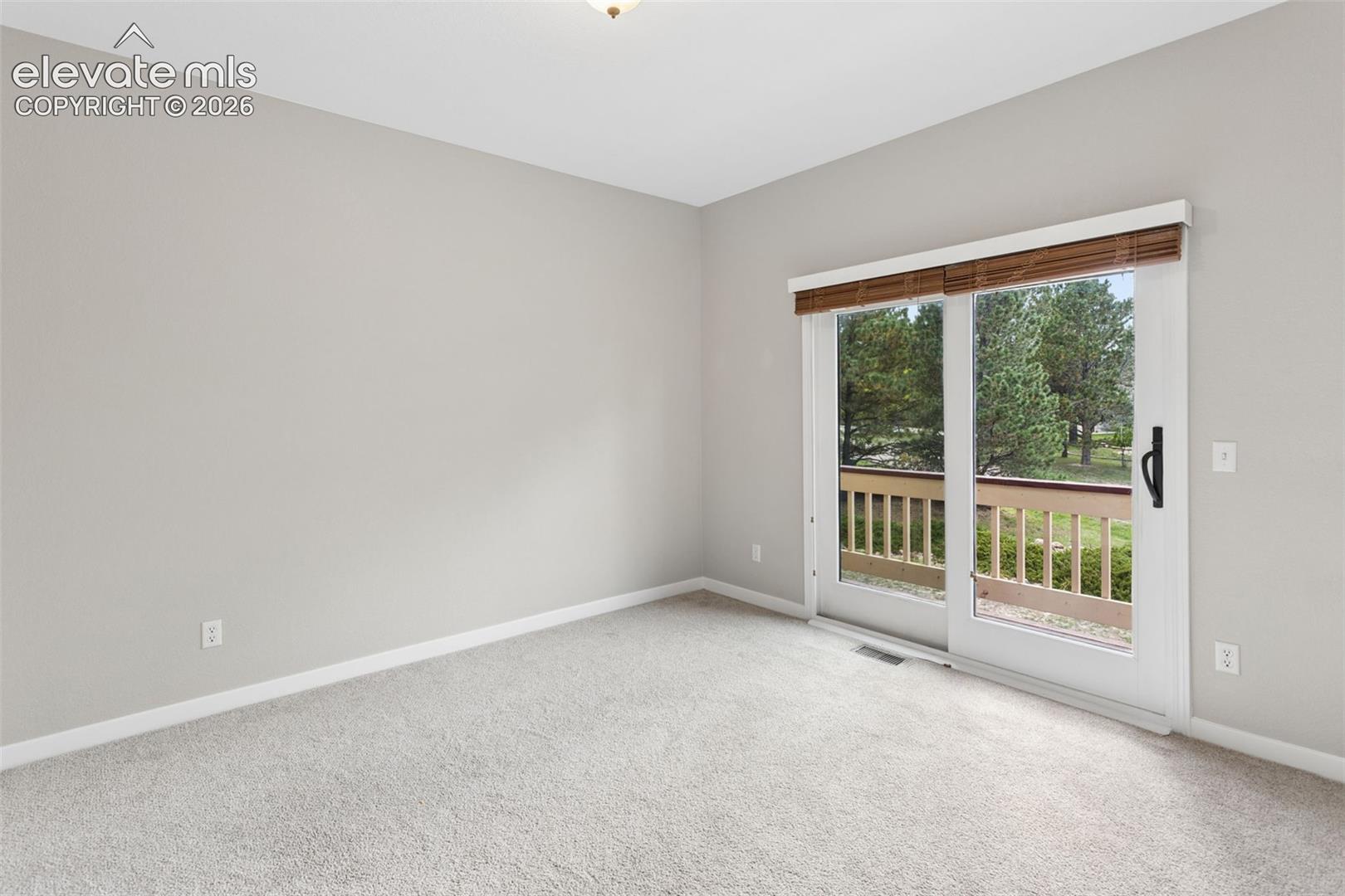Listing photo 29 for 19975 Doewood Drive