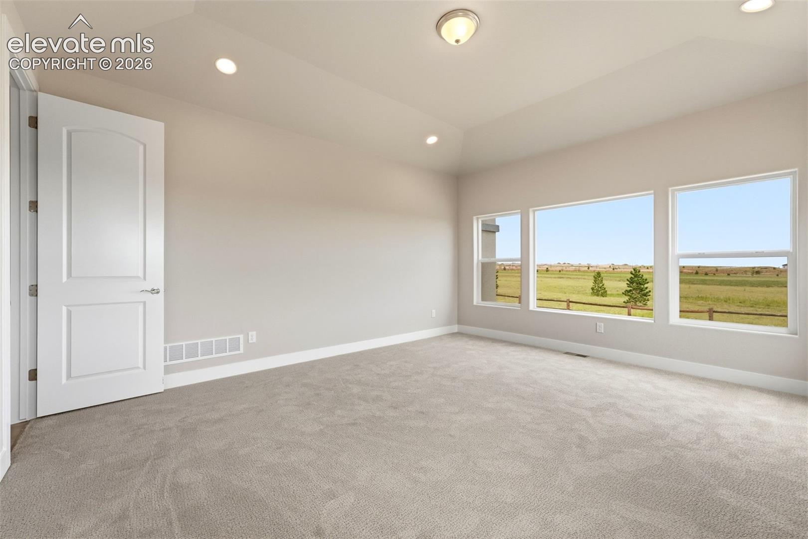 Listing photo 25 for 13513 Crooked Hill Drive