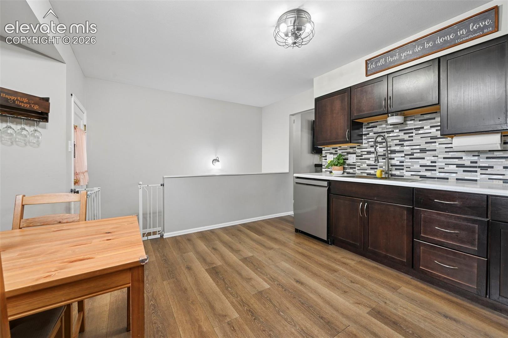 Listing photo 13 for 4615 Palmer Park Boulevard