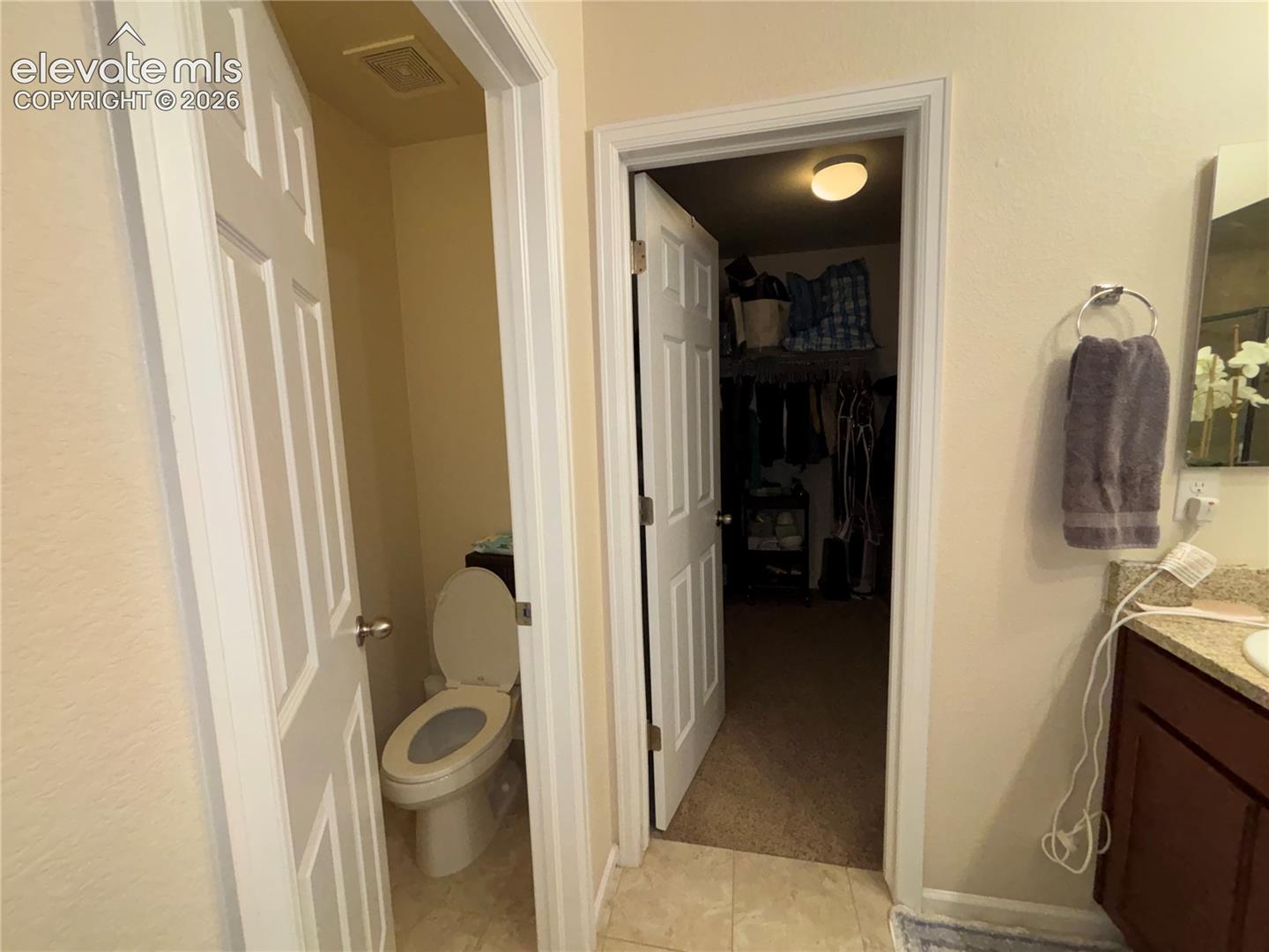 Listing photo 30 for 811 Spectrum Loop
