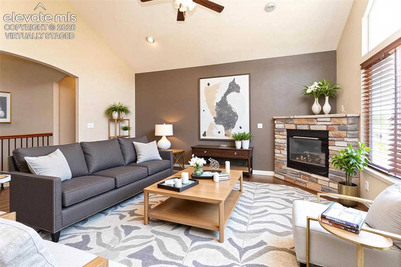 Listing photo 8 for 12752 Mt Oxford Place