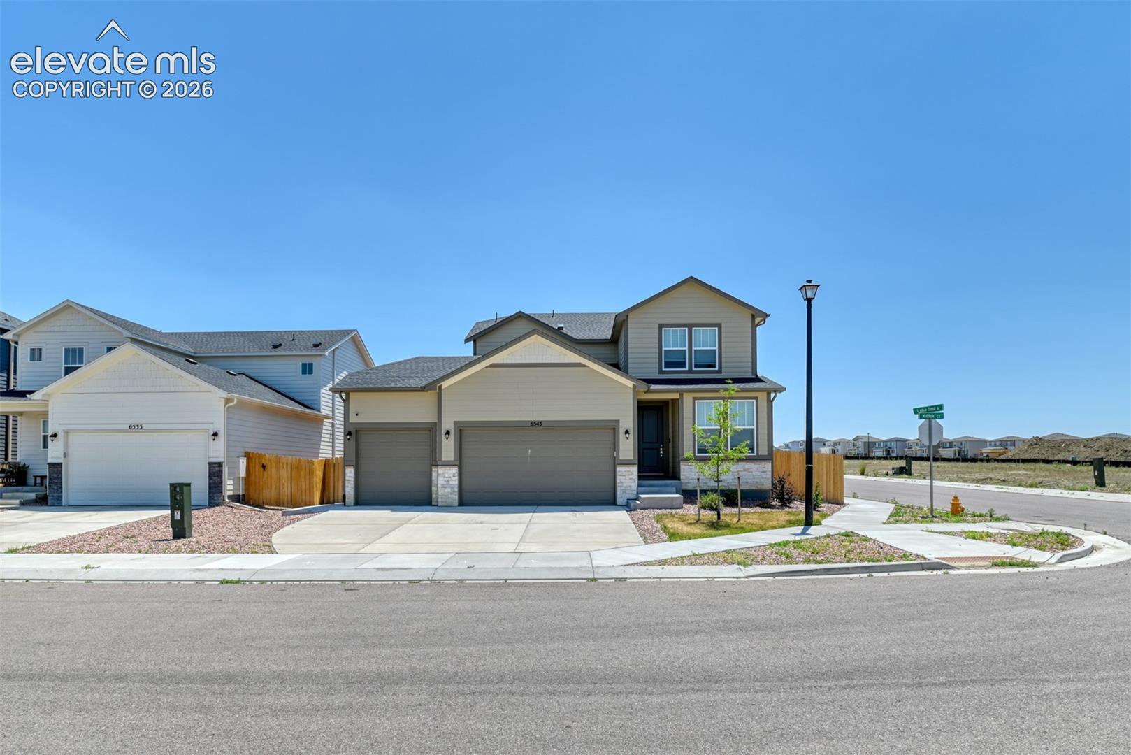 6543 Kit Fox Court