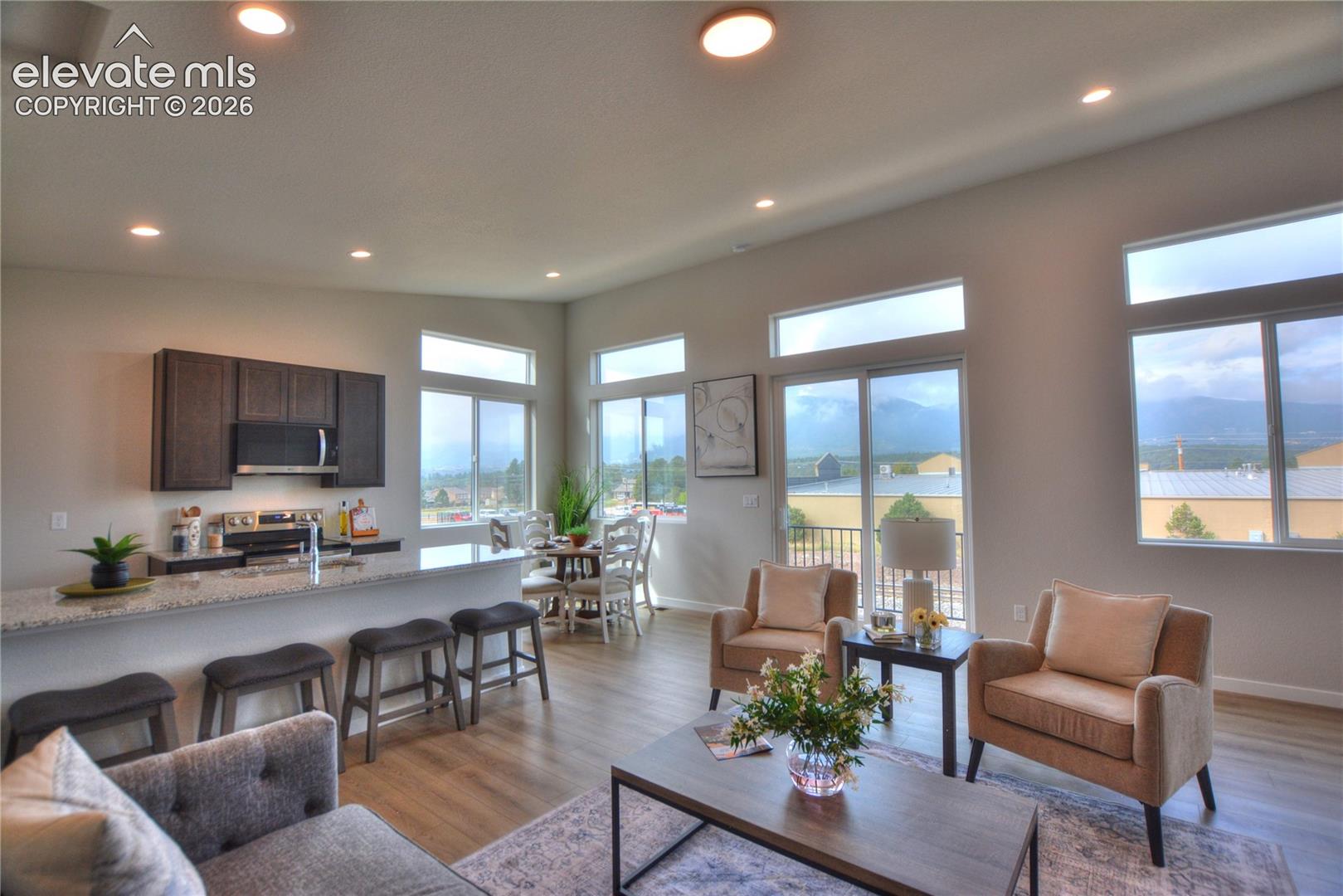 Listing photo 13 for 241 Front Street 101
