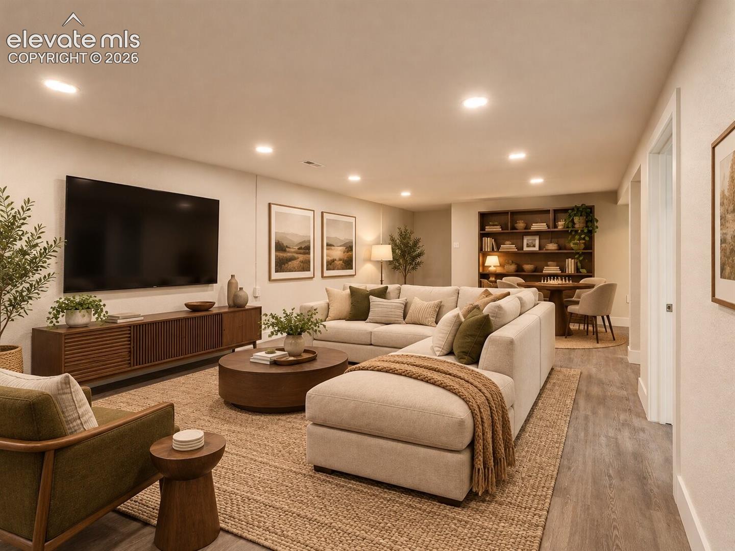 Listing photo 16 for 3100 S Dale Court