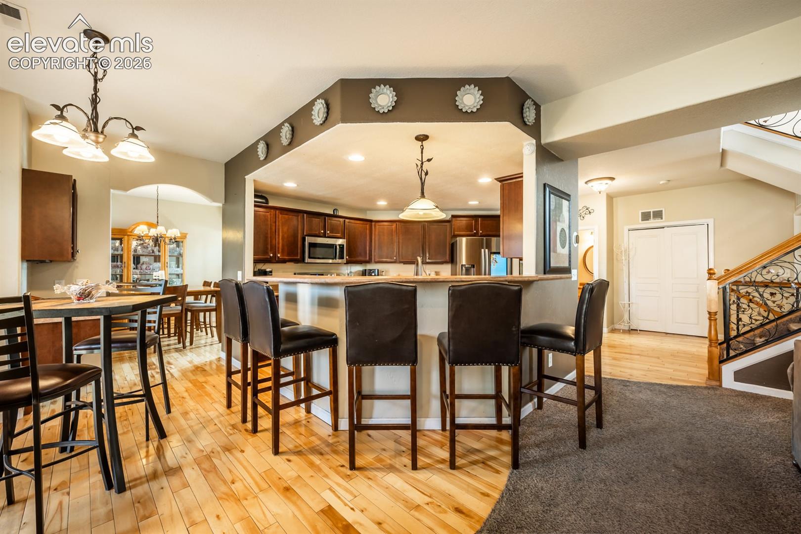 Listing photo 13 for 5078 Hummingbird Court