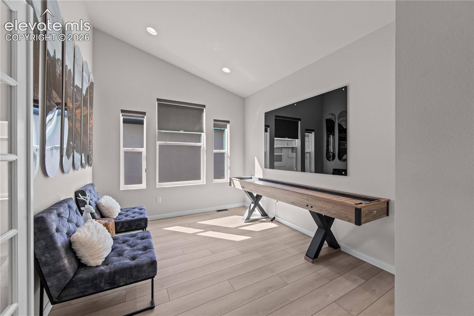 Listing photo 33 for 6575 Vistancia Avenue