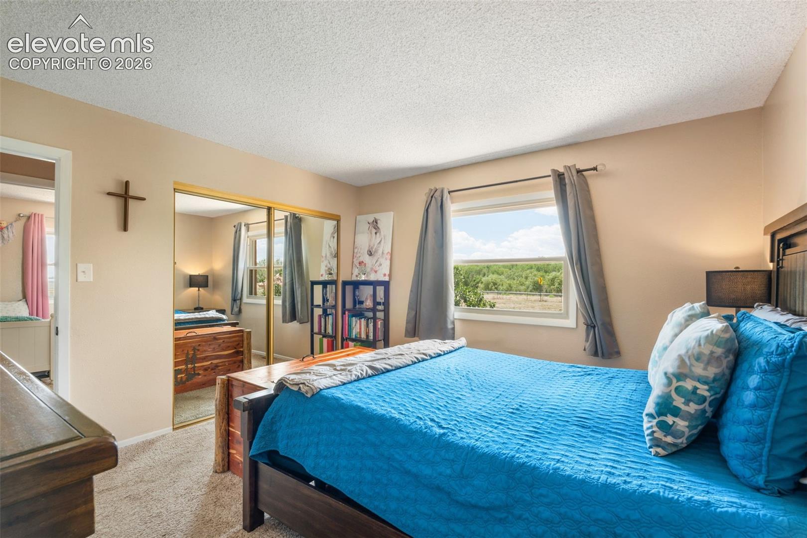 Listing photo 12 for 13575 old pueblo Road
