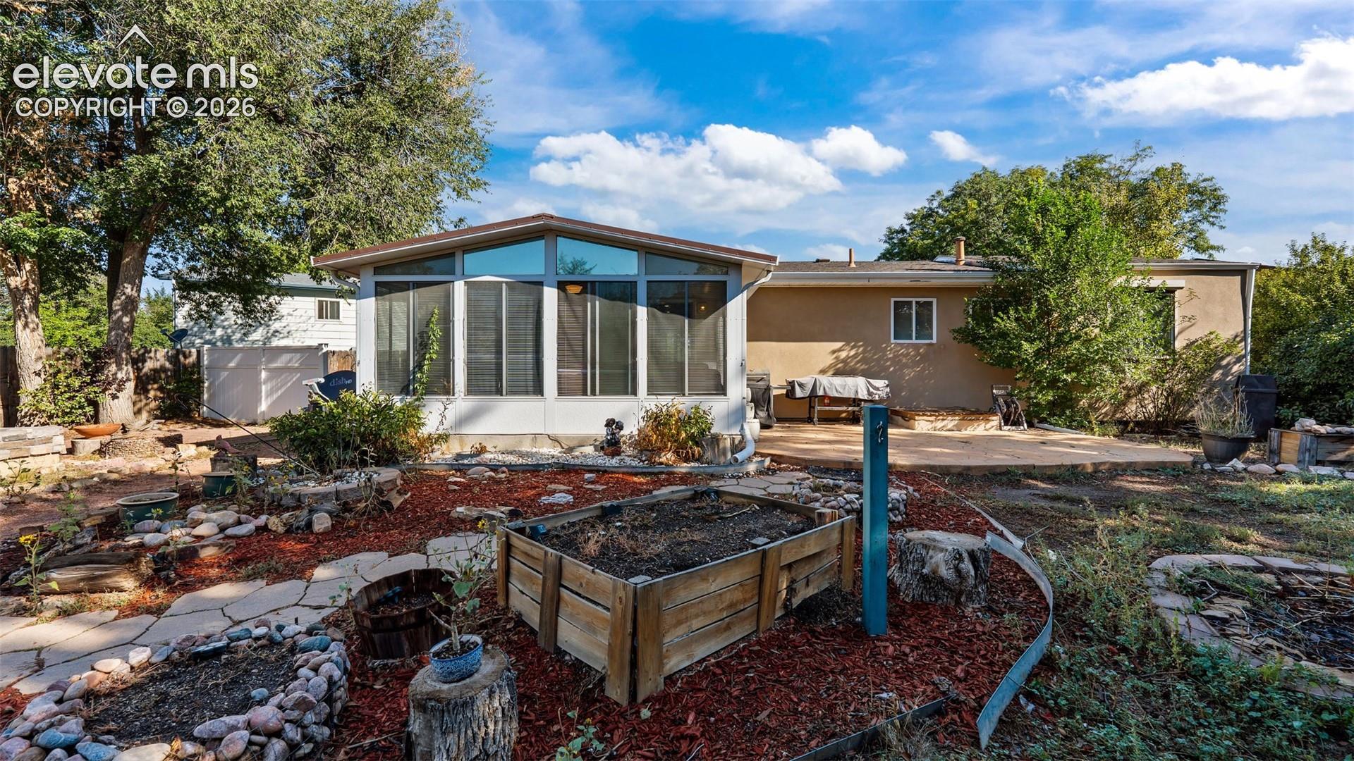 Listing photo 19 for 512 Corte Sol NA