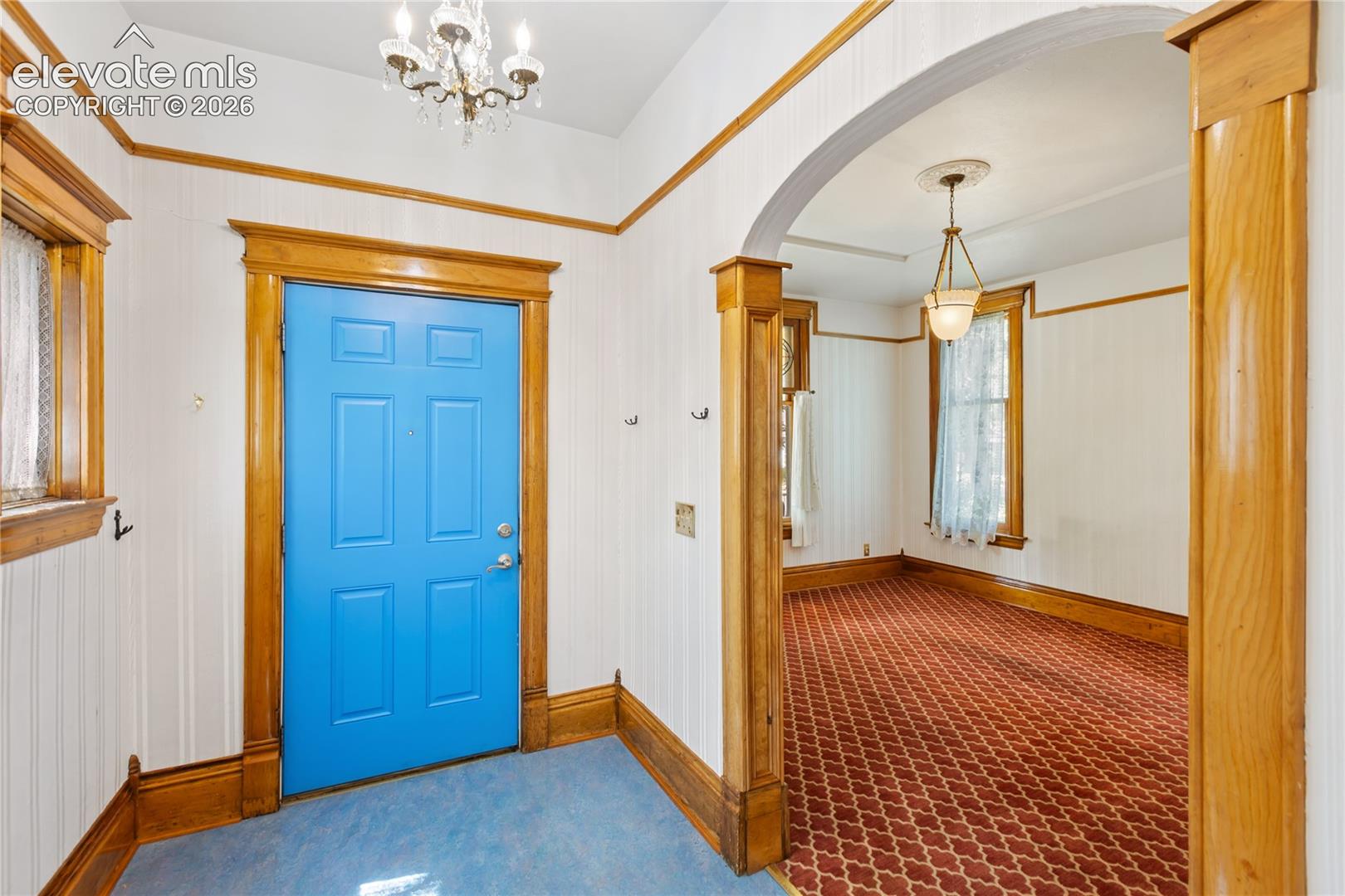 Listing photo 8 for 2210 W Kiowa Street