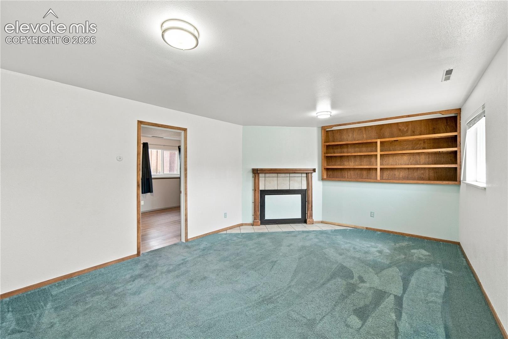 Listing photo 21 for 540 Starlite Drive