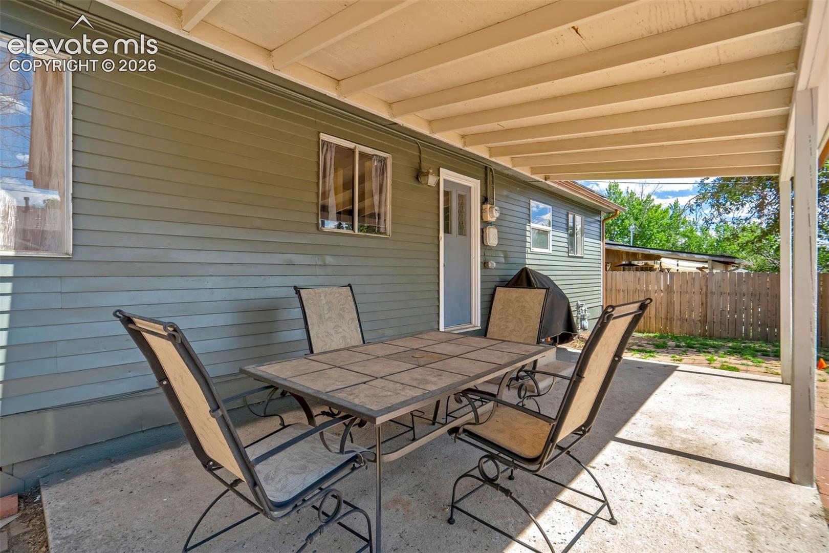 112 Roosevelt Street, photo 35