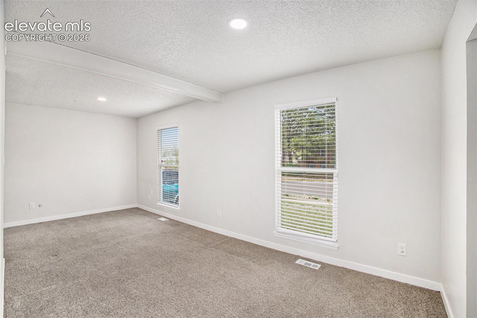 Listing photo 9 for 4087 London Lane