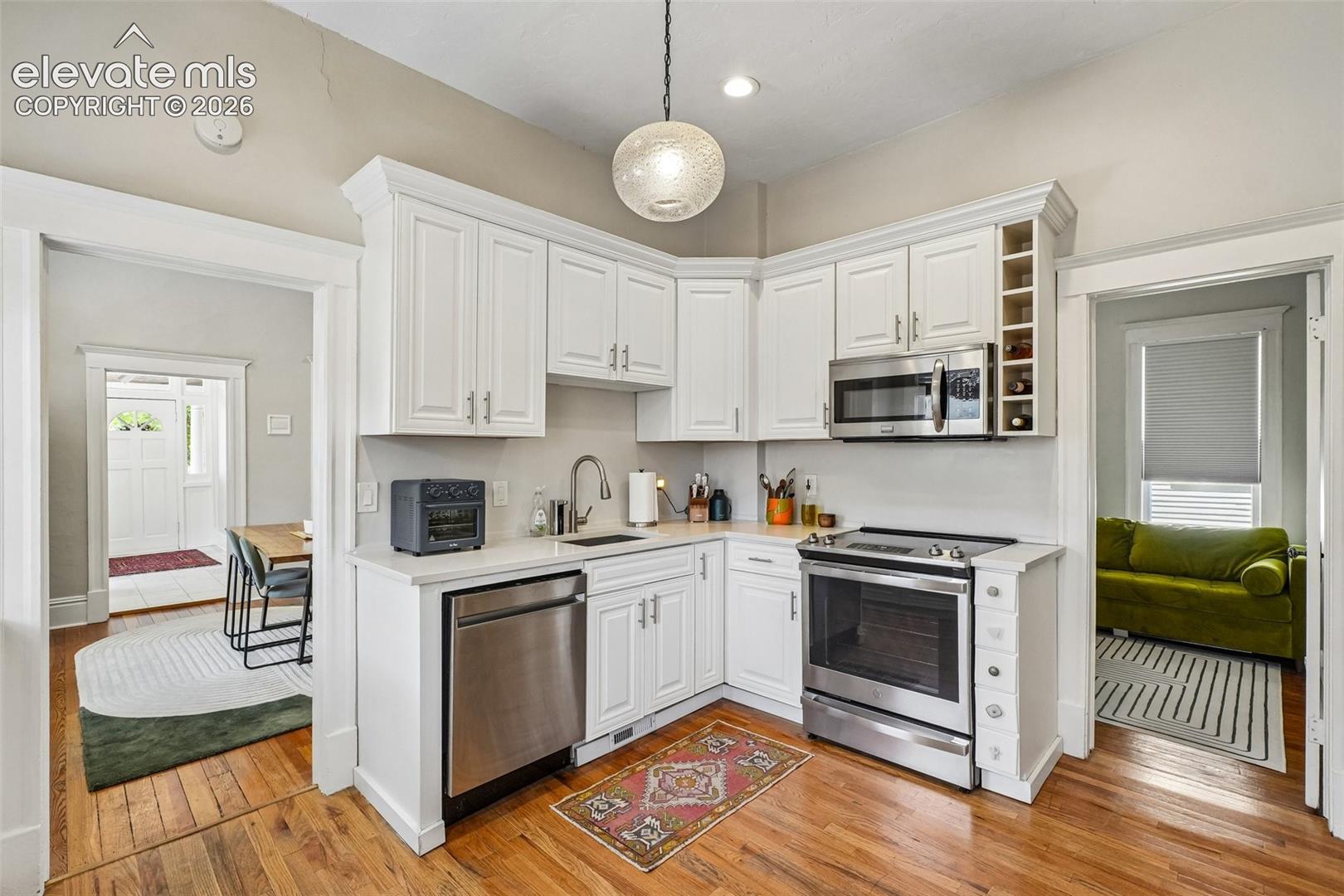Listing photo 20 for 2118 W Colorado Avenue
