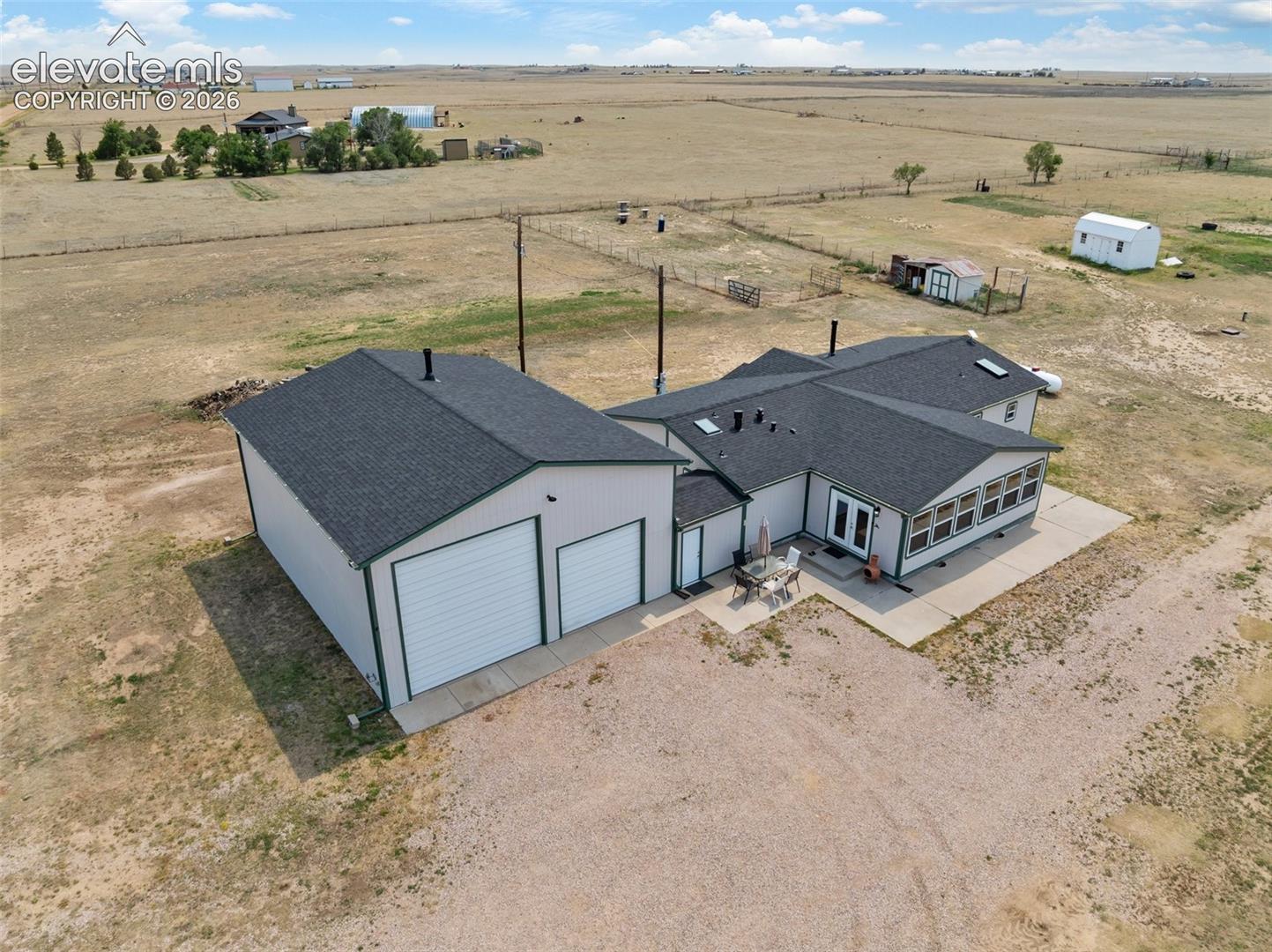 Listing photo 5 for 1350 S Calhan Highway