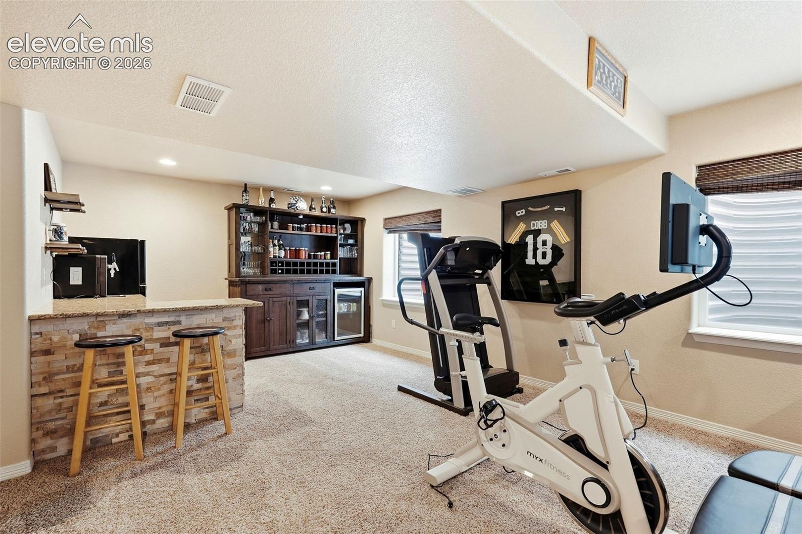 Listing photo 25 for 10567 Mount Evans Drive