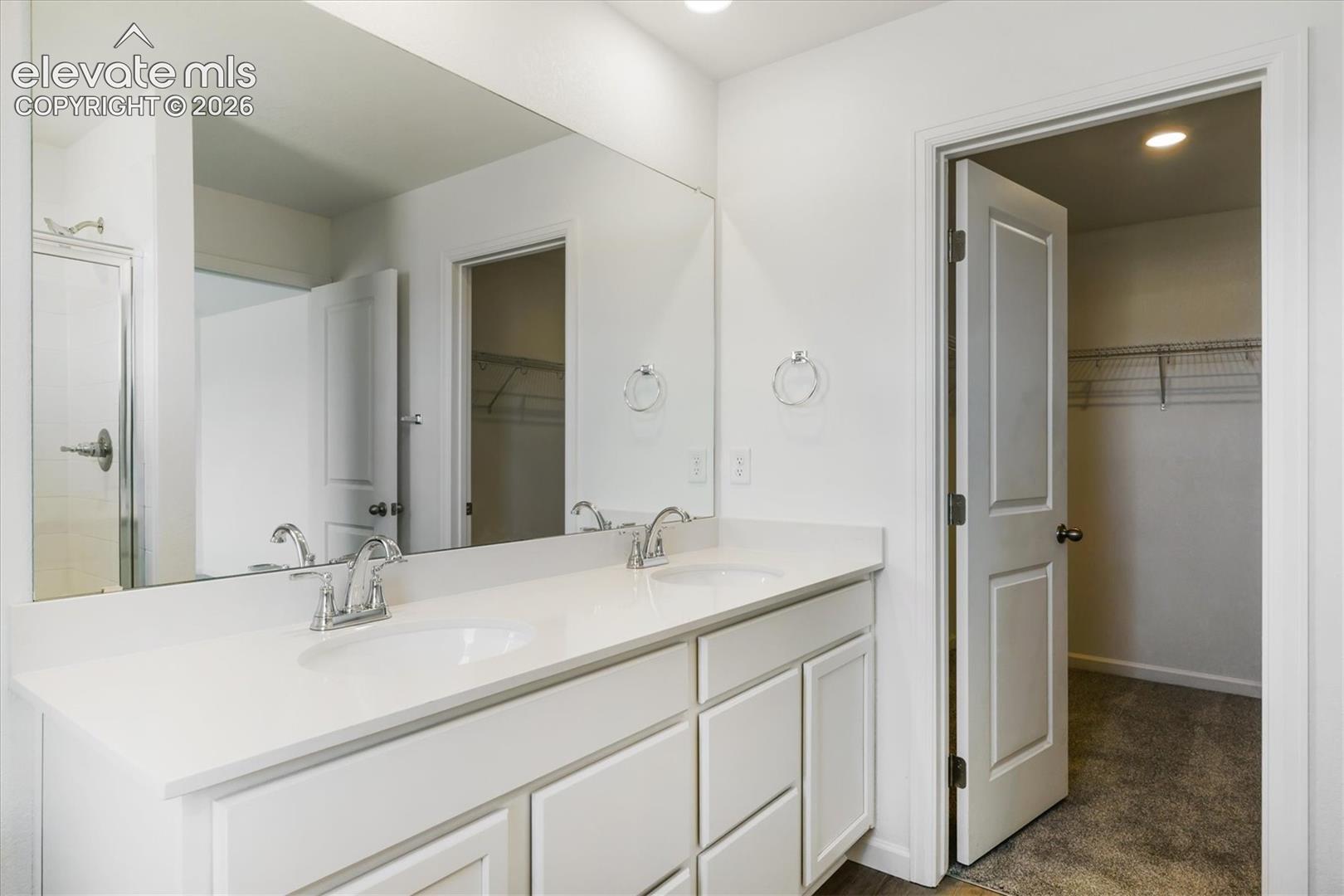 Listing photo 15 for 2513 Milano Way