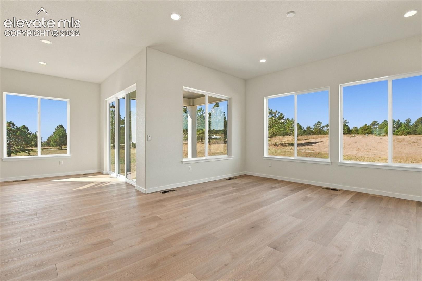 Listing photo 21 for 10424 Aspen Valley Road