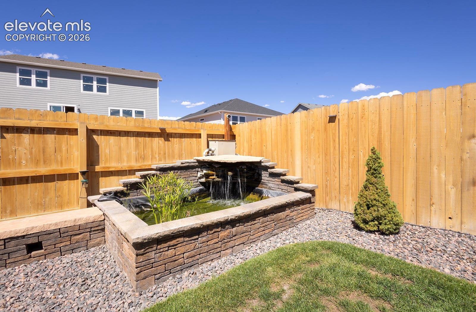 Listing photo 33 for 9828 Pennycress Drive